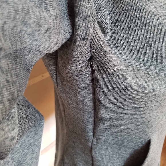 Nike Dri-fit Fleece Lined Gray Pullover Hoodie - Picture 11 of 11